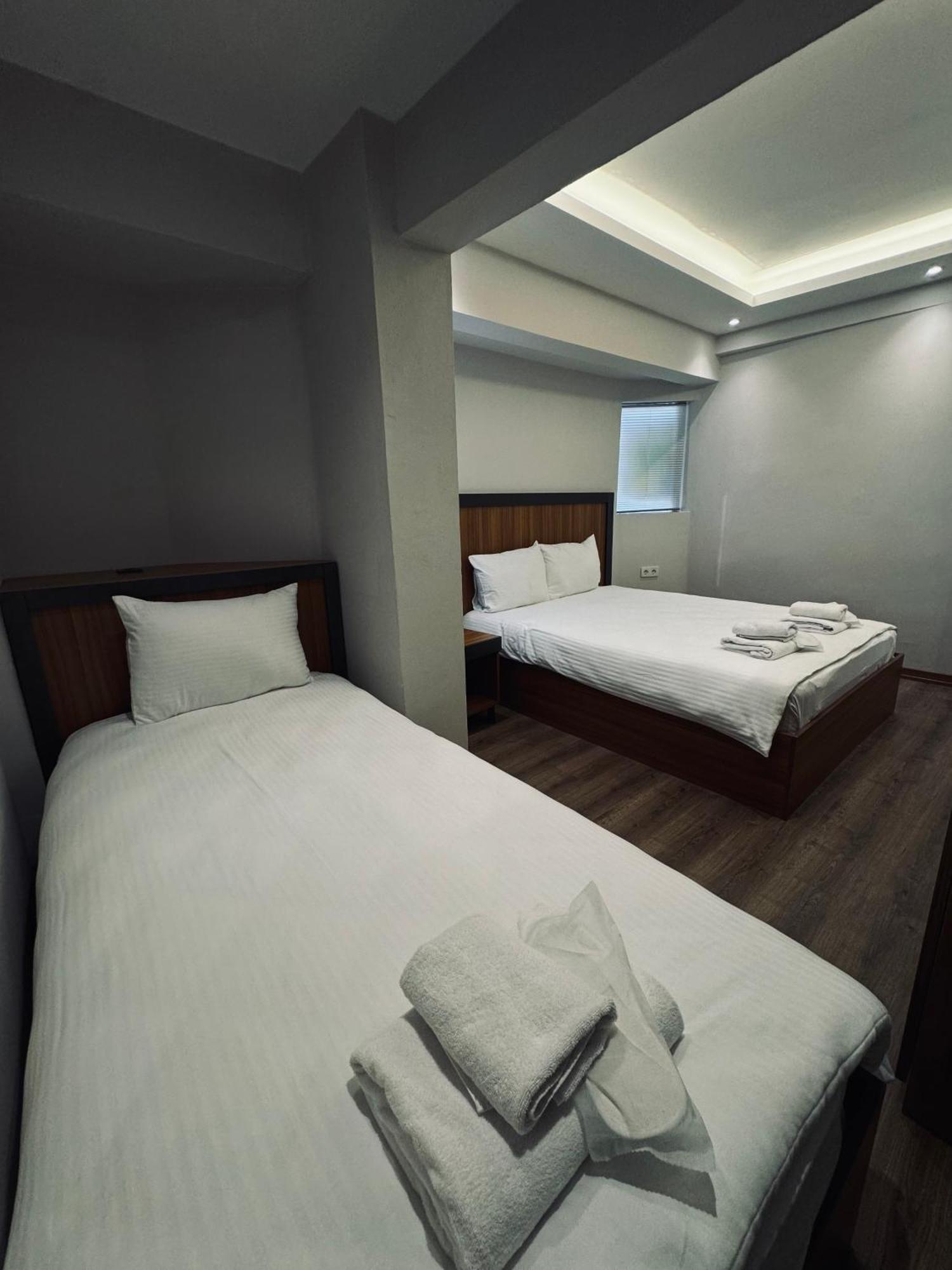 Calenberg Hotel Istanbul Bagian luar foto