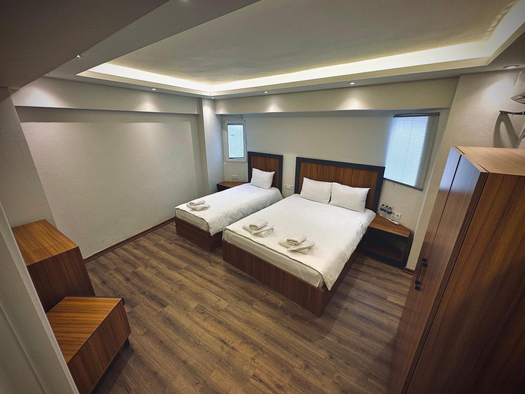 Calenberg Hotel Istanbul Bagian luar foto