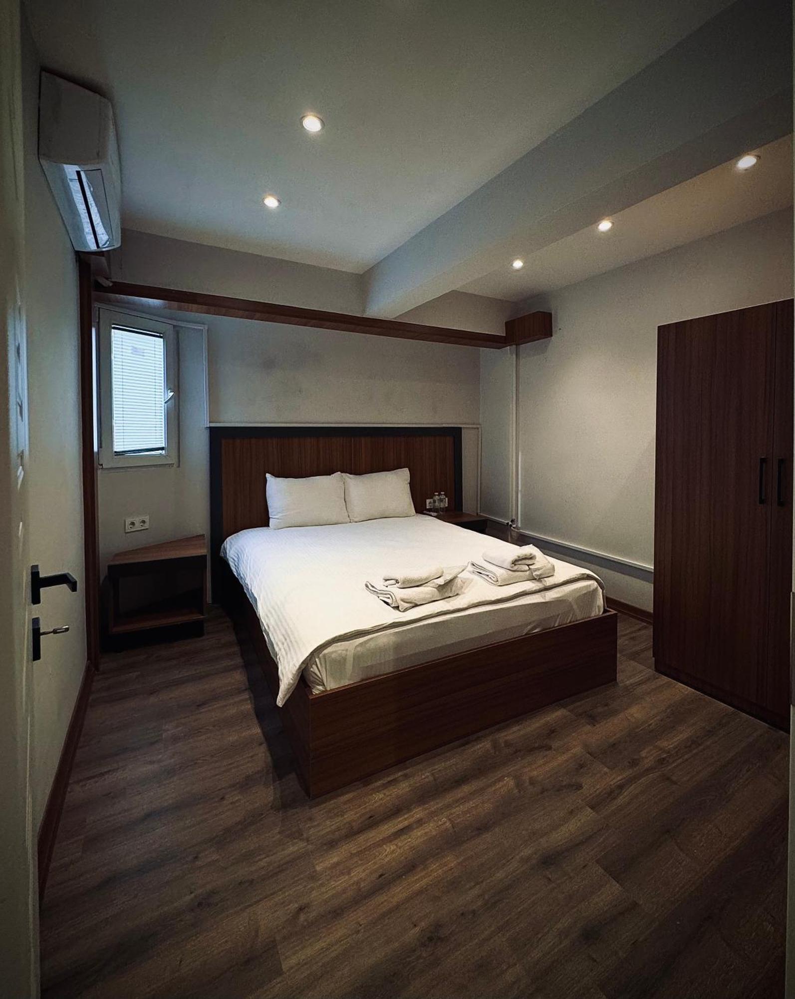 Calenberg Hotel Istanbul Bagian luar foto