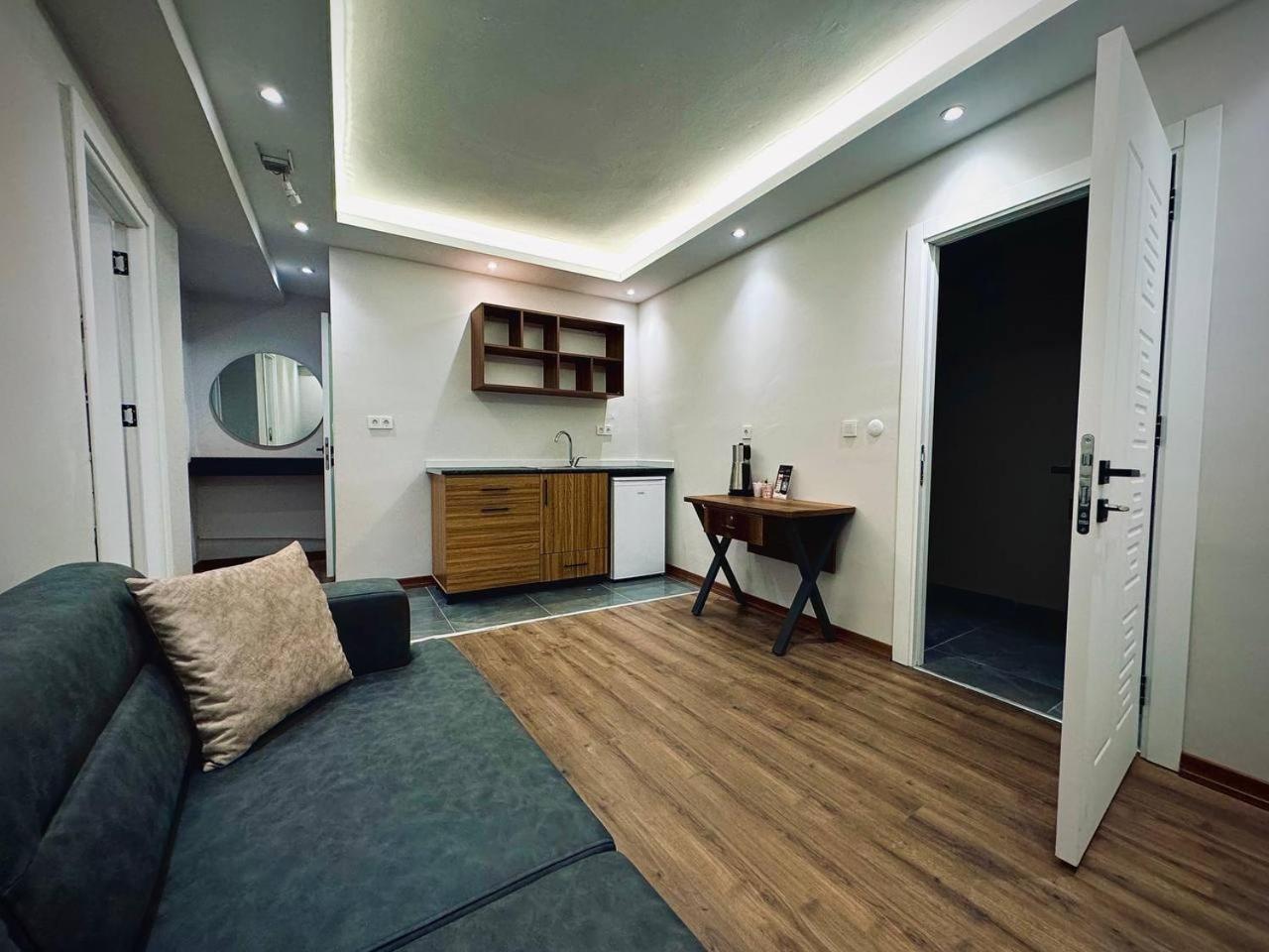 Calenberg Hotel Istanbul Bagian luar foto